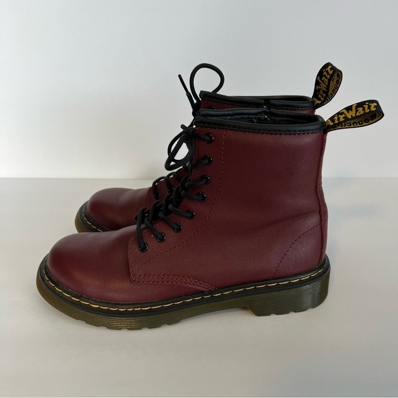 Dr. Martens 1460 Originals Union Jack 8 Eye Lace Up Boot - Picture 2 of 6